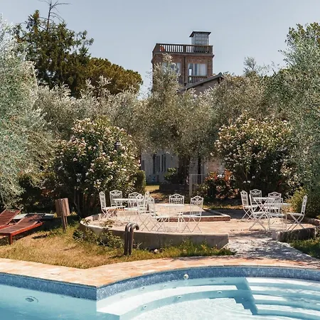 Studio-apartment Mit Garten- Grill- Pool Und Aussicht By Interhome *