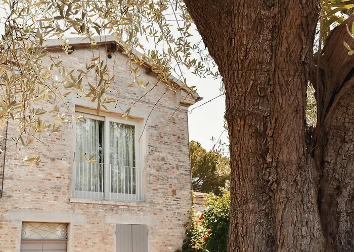 Studio-apartment Mit Garten- Grill- Pool Und Aussicht By Interhome Διαμέρισμα *