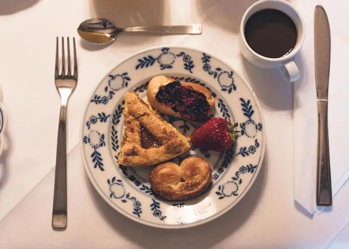 Studio-apartment Mit Garten- Grill- Pool Und Aussicht By Interhome *